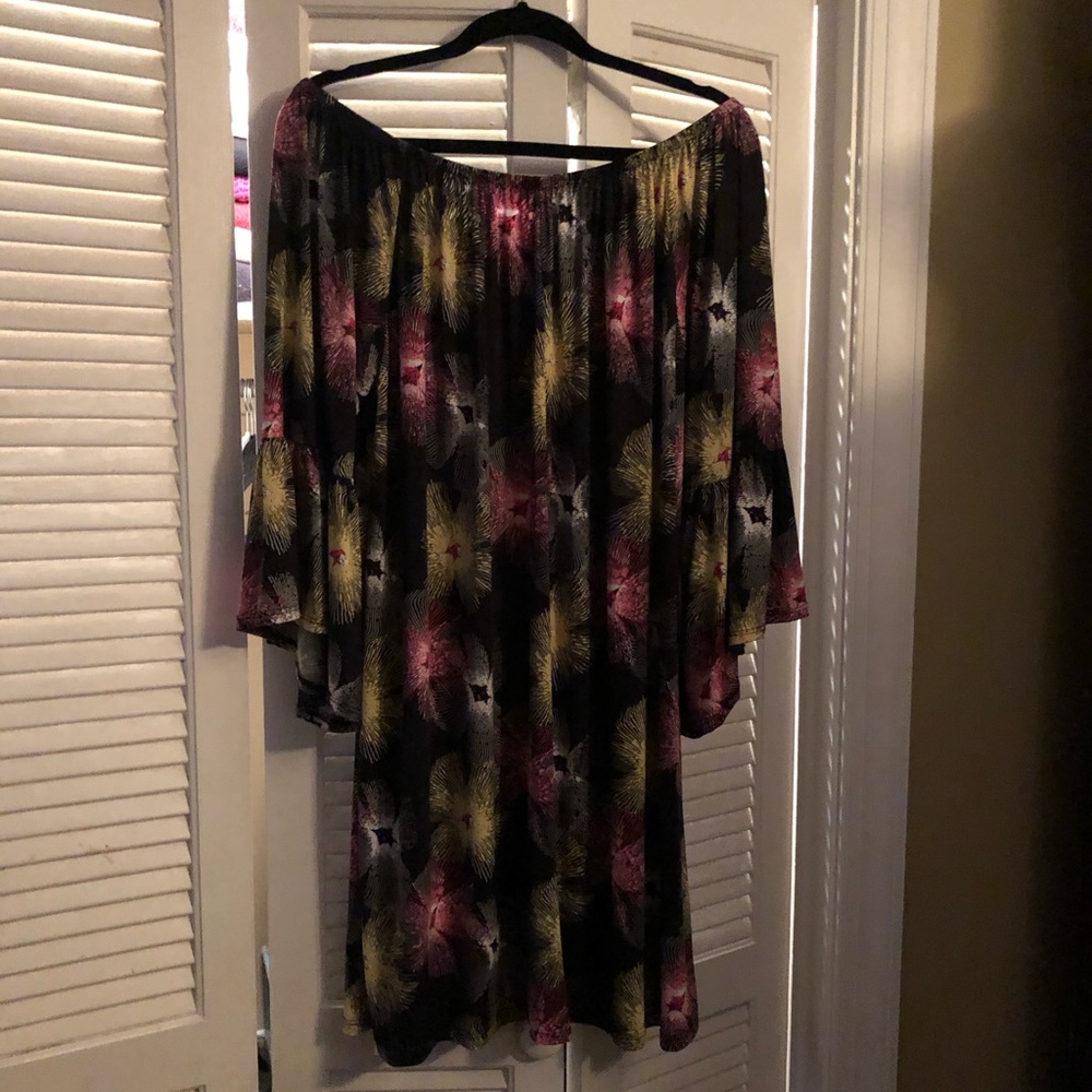 Women’s dress